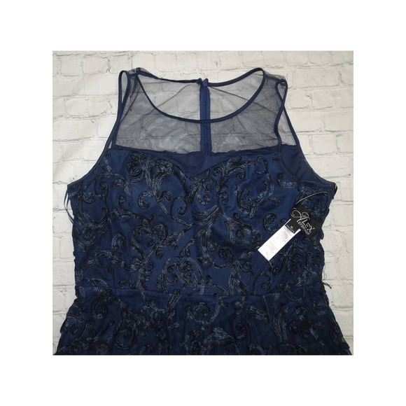 Alex Evenings Women's  Navy Illusion Crew Neck Long Embroidered Dress, Sz 16 - Picture 3 of 10